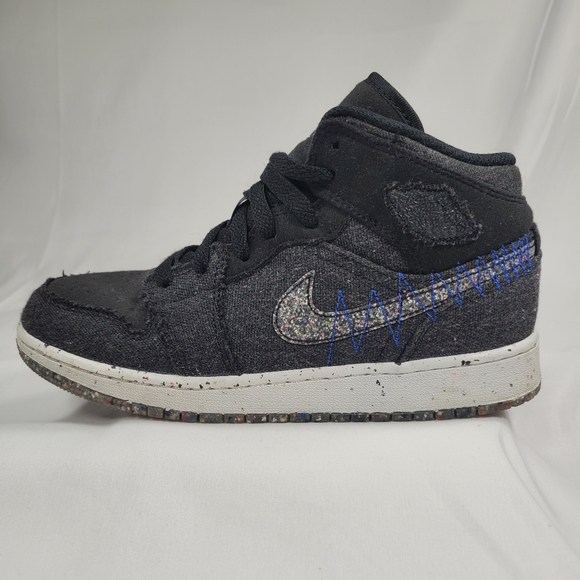 Air Jordan 1 Mid SE GS Crater Black and Blue Sneakers Size 4.5Y - Picture 4 of 9